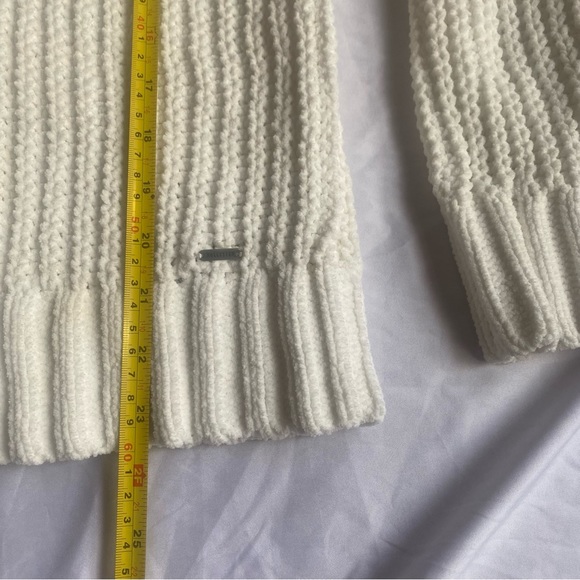 Hollister Small Oversized Cable Knit Soft Turtleneck Long Sleeve Sweater Jumper - Picture 2 of 6